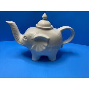 White Porcelain Elephant Teapot, Cordon Bleu, Collectible, Good Luck Decor